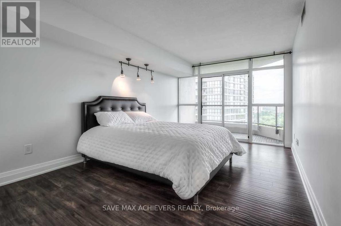 1815 - 5 Rowntree Road, Toronto, Ontario  M9V 5G9 - Photo 10 - W12193378