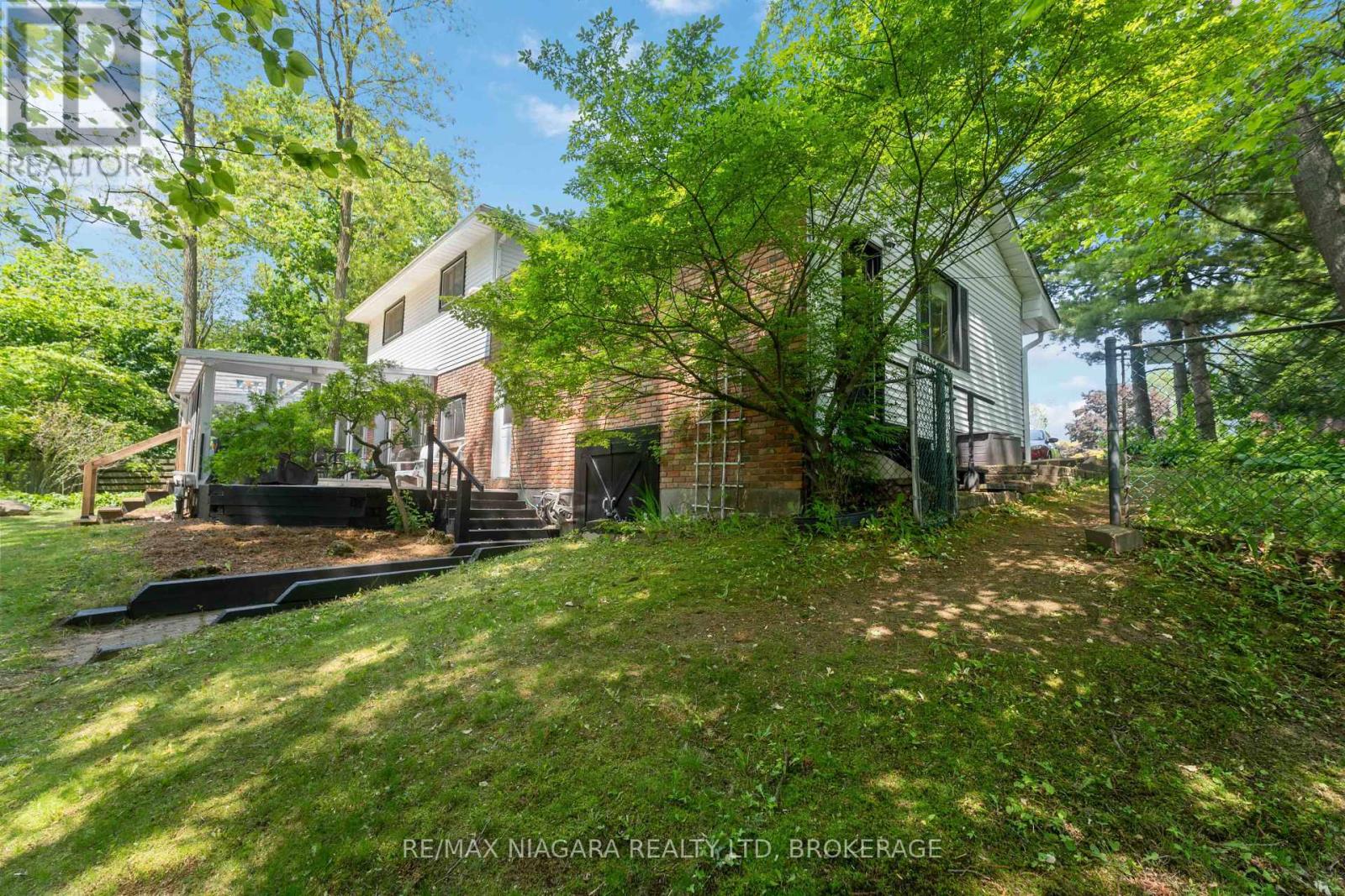 22 Berkhout Terrace, Pelham, Ontario  L0S 1E2 - Photo 42 - X12193739