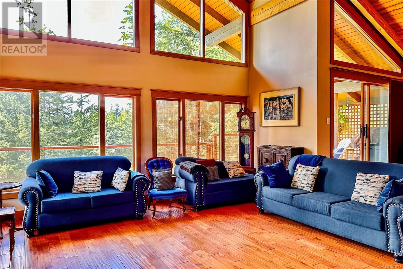 784 Cliffe Rd, Quadra Island, British Columbia  V0P 1H0 - Photo 2 - 1001717
