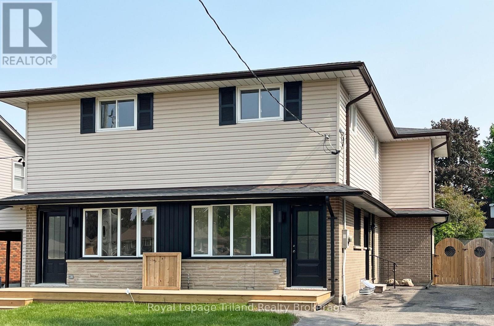 1018 Warwick Street, Woodstock, Ontario  N4S 4S2 - Photo 1 - X12193673