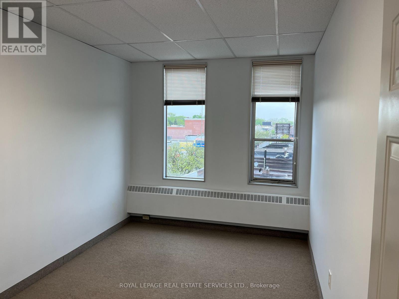 404 - 3335 Yonge Street, Toronto, Ontario  M4N 2M1 - Photo 4 - C12193700