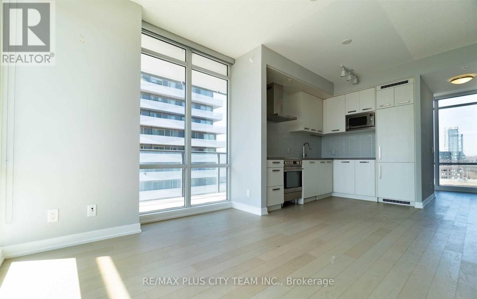S609 - 120 Bayview Avenue, Toronto, Ontario  M5A 0G4 - Photo 5 - C12193704