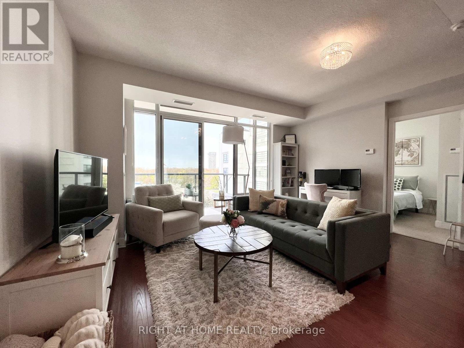 606 - 90 Stadium Road, Toronto, Ontario  M5V 3W5 - Photo 8 - C12193716