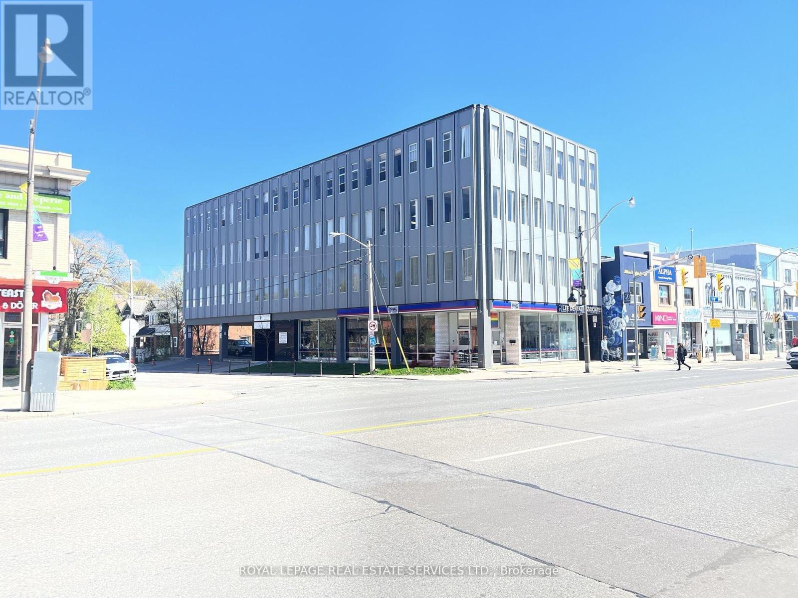 201 - 3335 YONGE STREET, Toronto, Ontario
