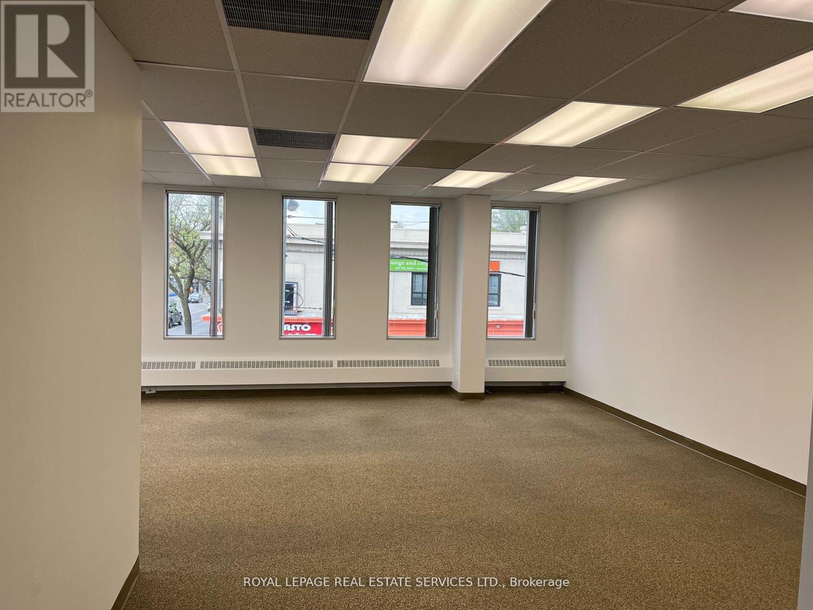 201 - 3335 Yonge Street, Toronto, Ontario  M4N 2M1 - Photo 3 - C12193729