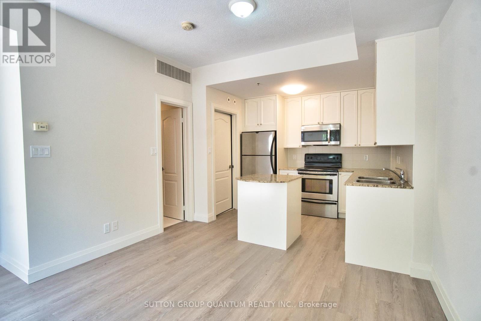 21 - 78 Carr Street, Toronto, Ontario  M5T 1B7 - Photo 9 - C12193732