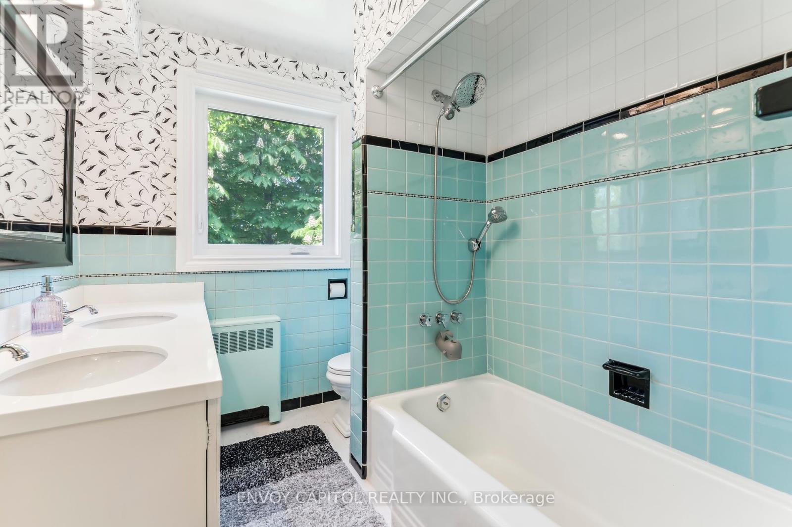 271 Yonge Boulevard, Toronto (Bedford Park-Nortown), Ontario  M5M 3J1 - Photo 15 - C12193755