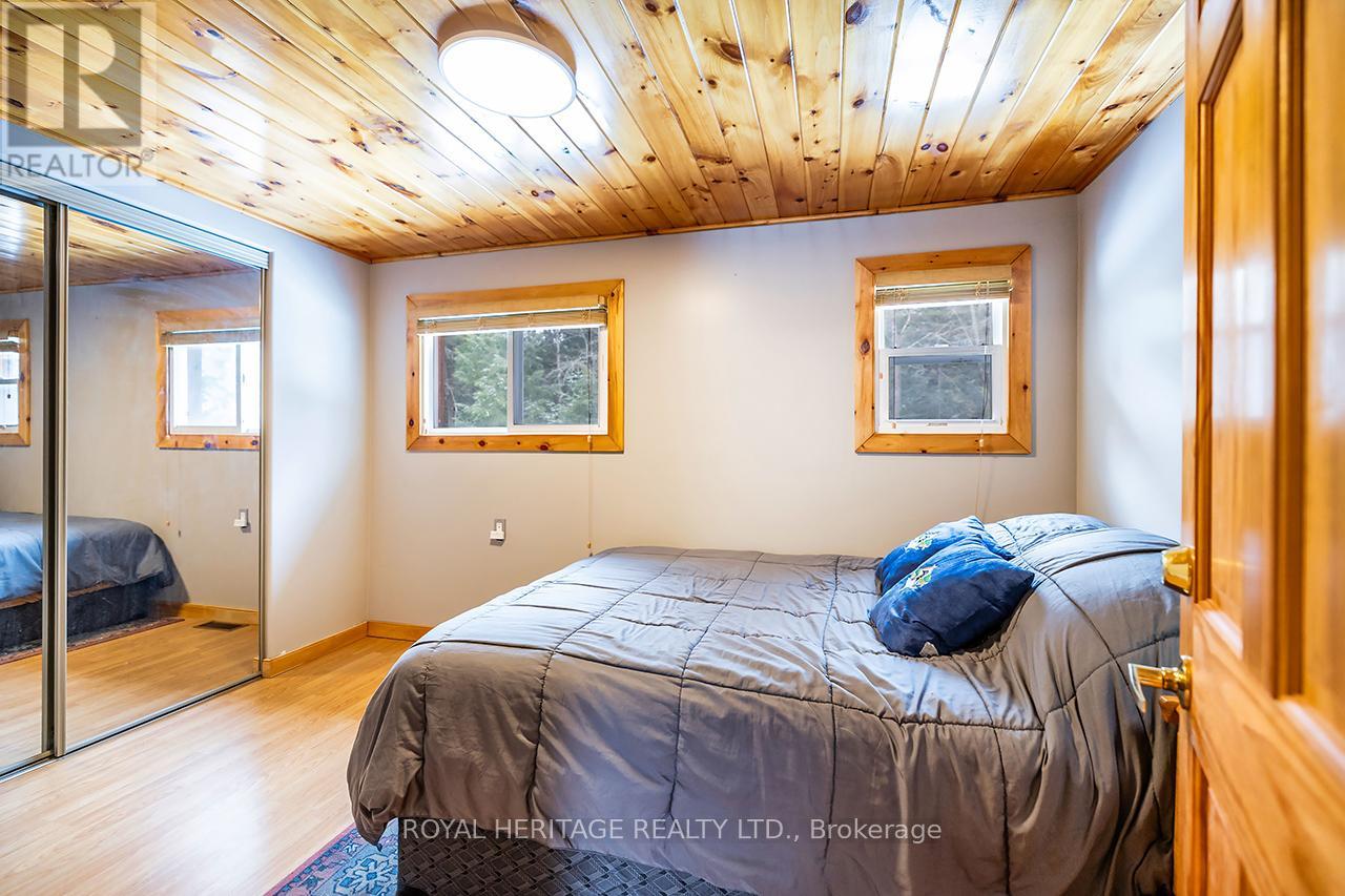428 Kennedy Drive, Trent Lakes, Ontario  K0M 1A0 - Photo 30 - X12044434