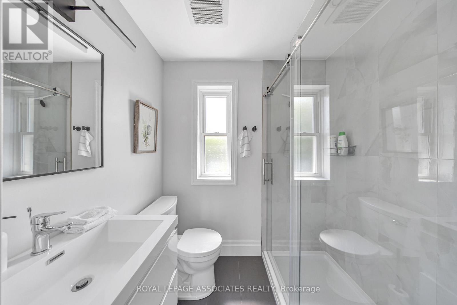 154 Vauxhall Drive, Toronto, Ontario  M1P 1R4 - Photo 16 - E12193721