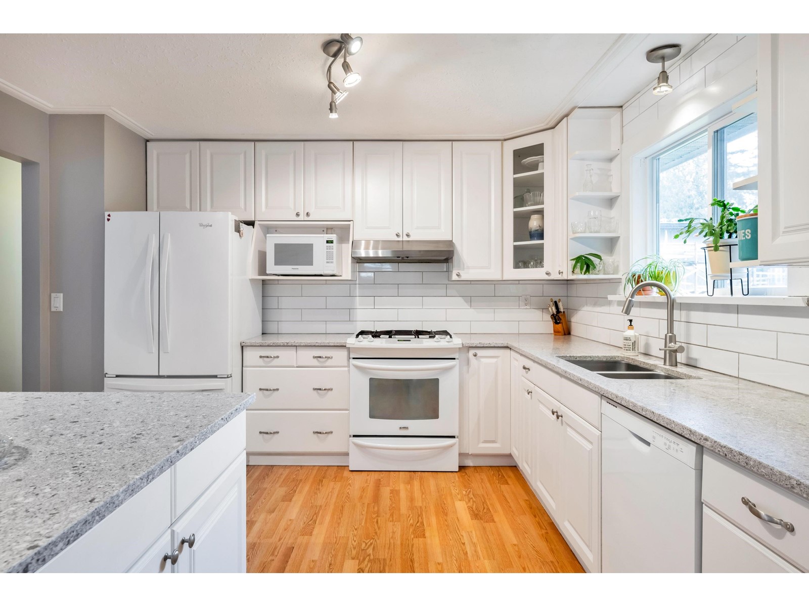 1734 196 Street, Langley, British Columbia  V2Z 2G4 - Photo 11 - R3010900