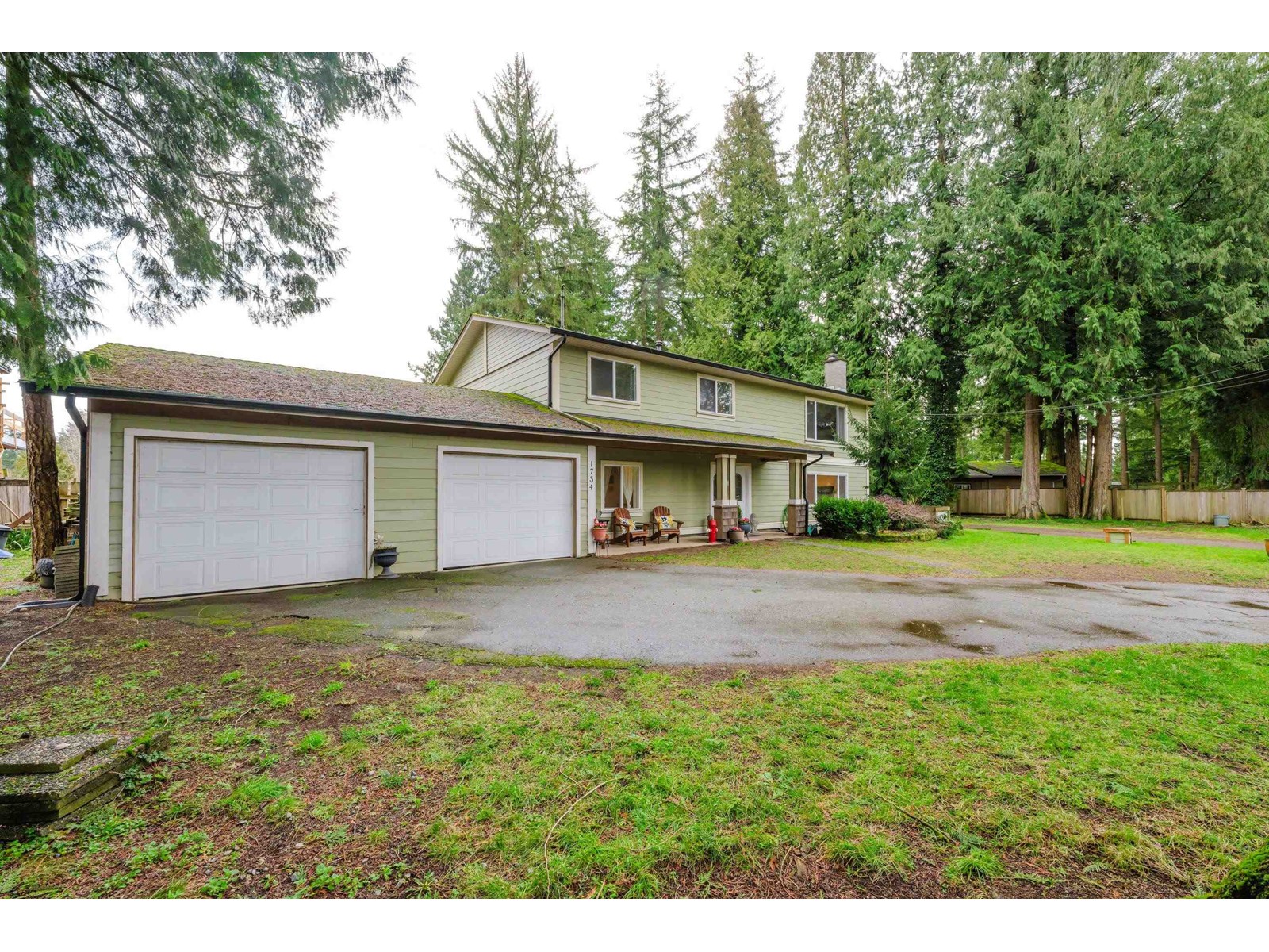 Property at 1734 196 STREET image 2