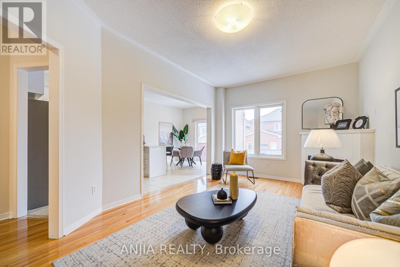 308 Caboto Trail, Markham, Ontario  L3R 4R1 - Photo 15 - N12193687