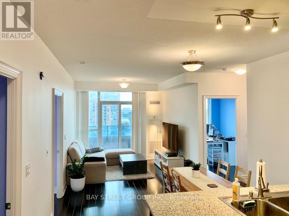 961 - 23 Cox Boulevard, Markham, Ontario  L3R 7Z9 - Photo 4 - N12193733