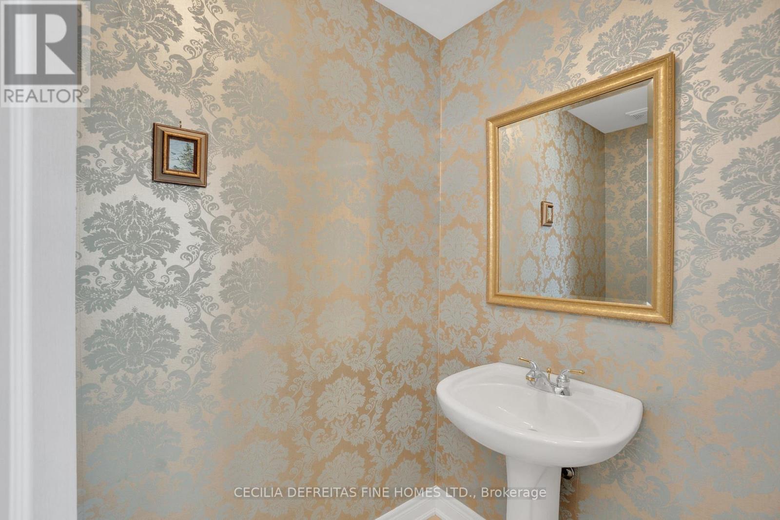 173 Polo Crescent, Vaughan, Ontario  L4L 8W7 - Photo 26 - N12193736