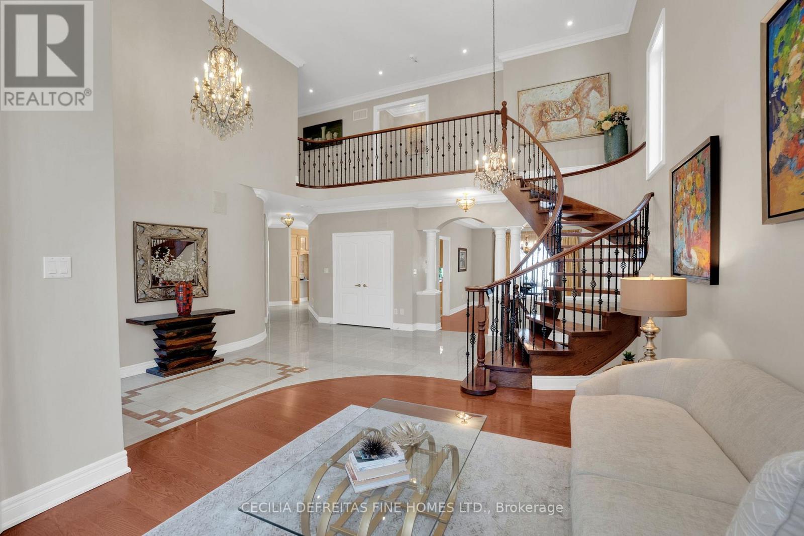 173 Polo Crescent, Vaughan, Ontario  L4L 8W7 - Photo 5 - N12193736