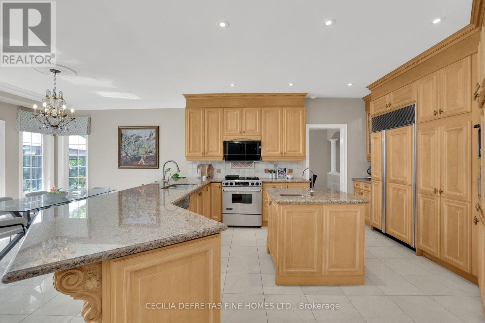173 Polo Crescent, Vaughan, Ontario  L4L 8W7 - Photo 9 - N12193736
