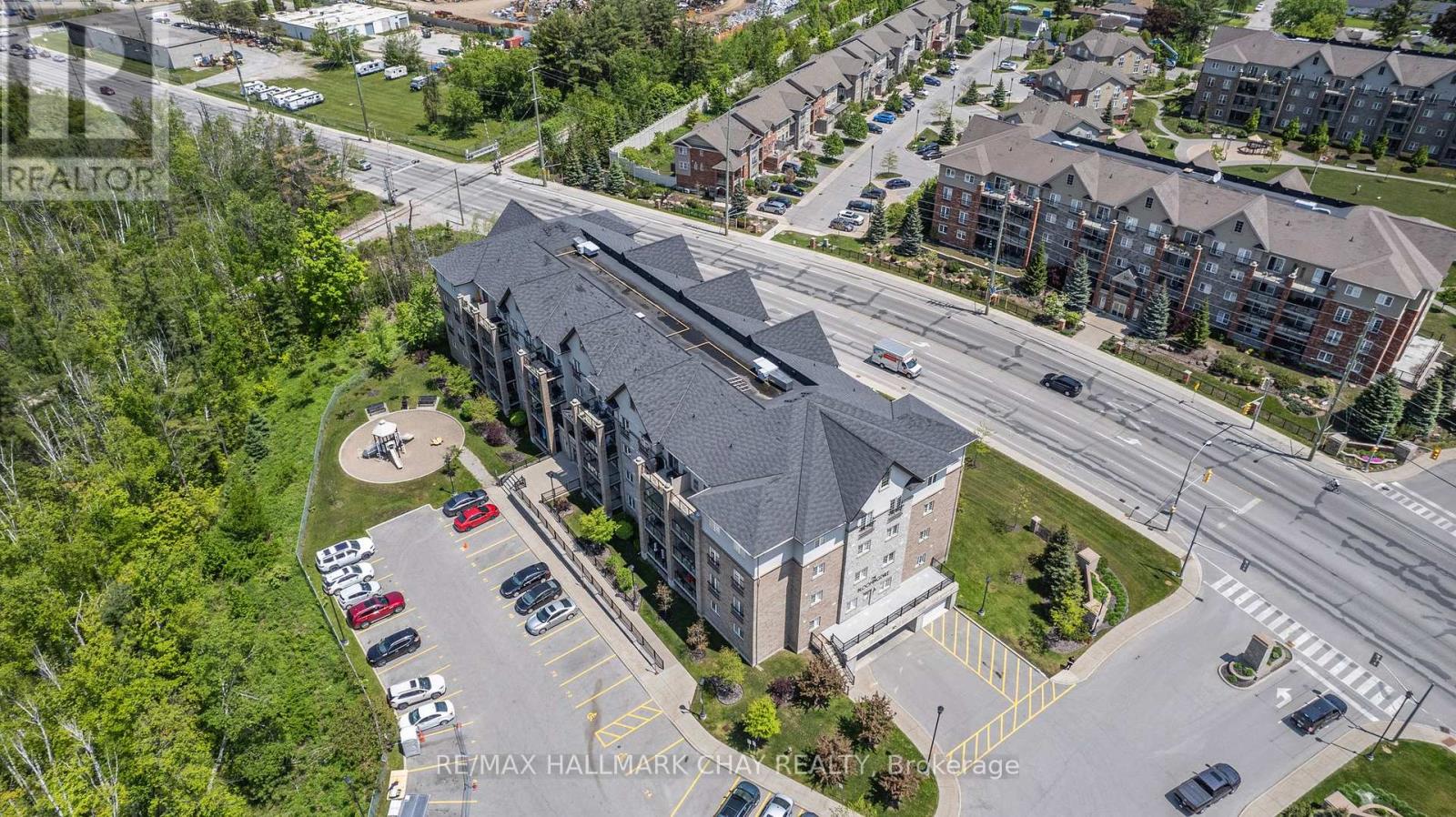 407 - 40 Ferndale Drive S, Barrie (Ardagh), Ontario  L4N 2L3 - Photo 25 - S12193713