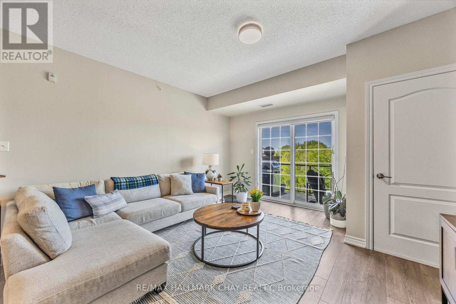 407 - 40 Ferndale Drive S, Barrie (Ardagh), Ontario  L4N 2L3 - Photo 9 - S12193713