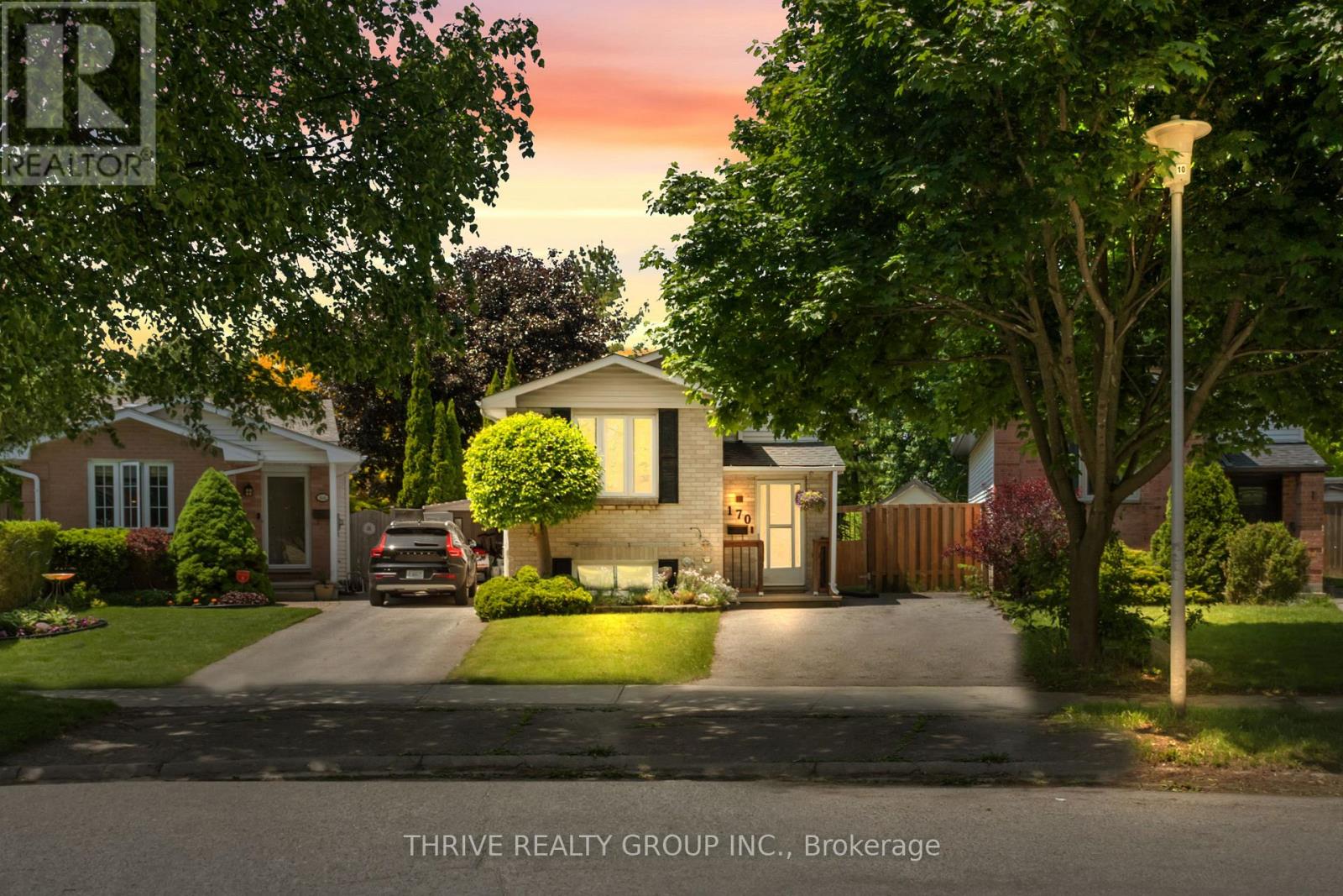 170 Olympic Crescent, London North, Ontario  N6G 3P7 - Photo 3 - X12193784