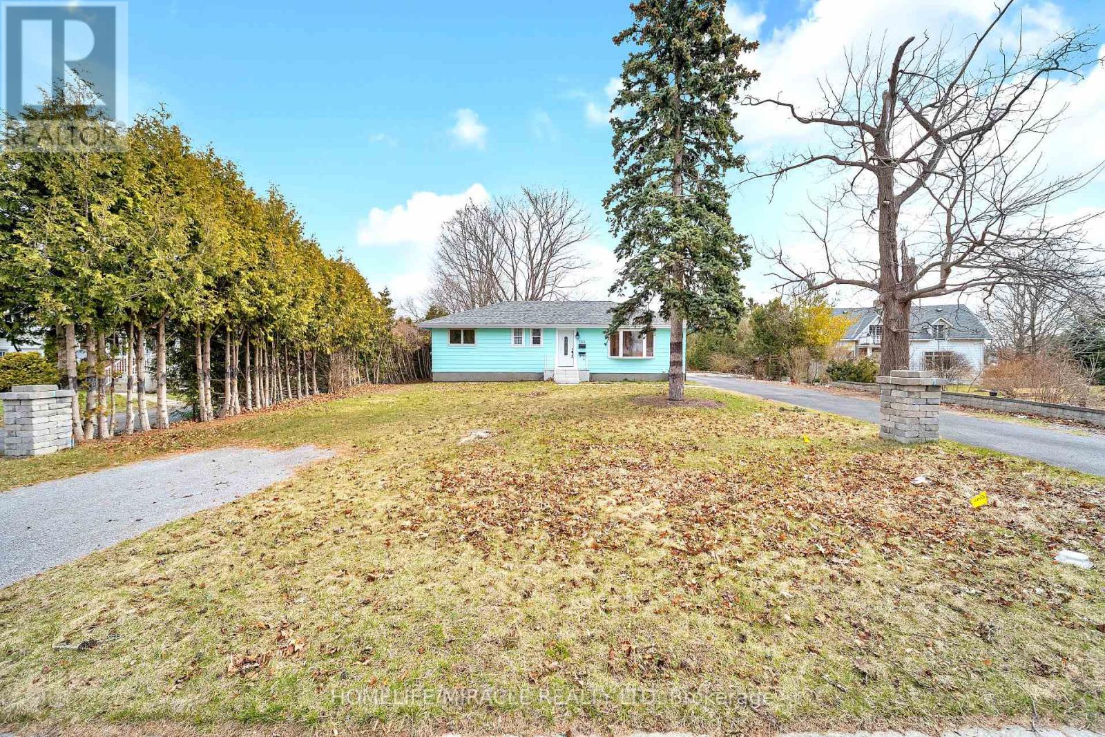 Property at 122 TREMAINE STREET image 2