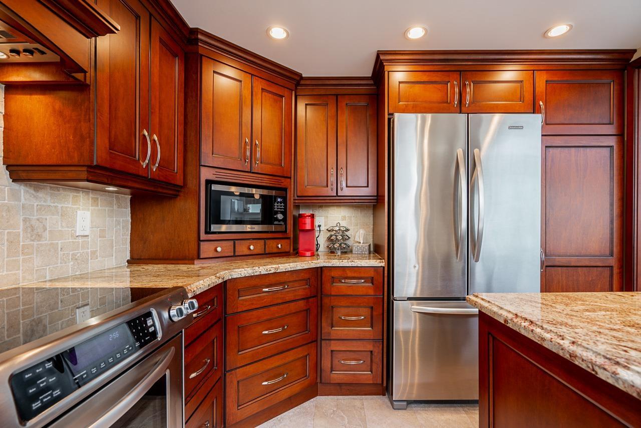 305 15367 Buena Vista Avenue, White Rock, British Columbia  V4B 1Y7 - Photo 9 - R3007858
