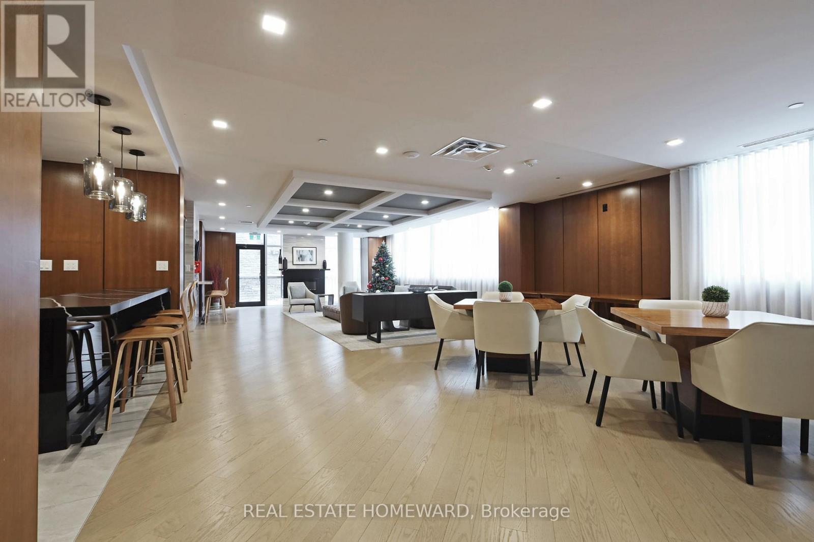 108 - 1575 Lakeshore Road W, Mississauga (Clarkson), Ontario  L5J 0B1 - Photo 33 - W12193712