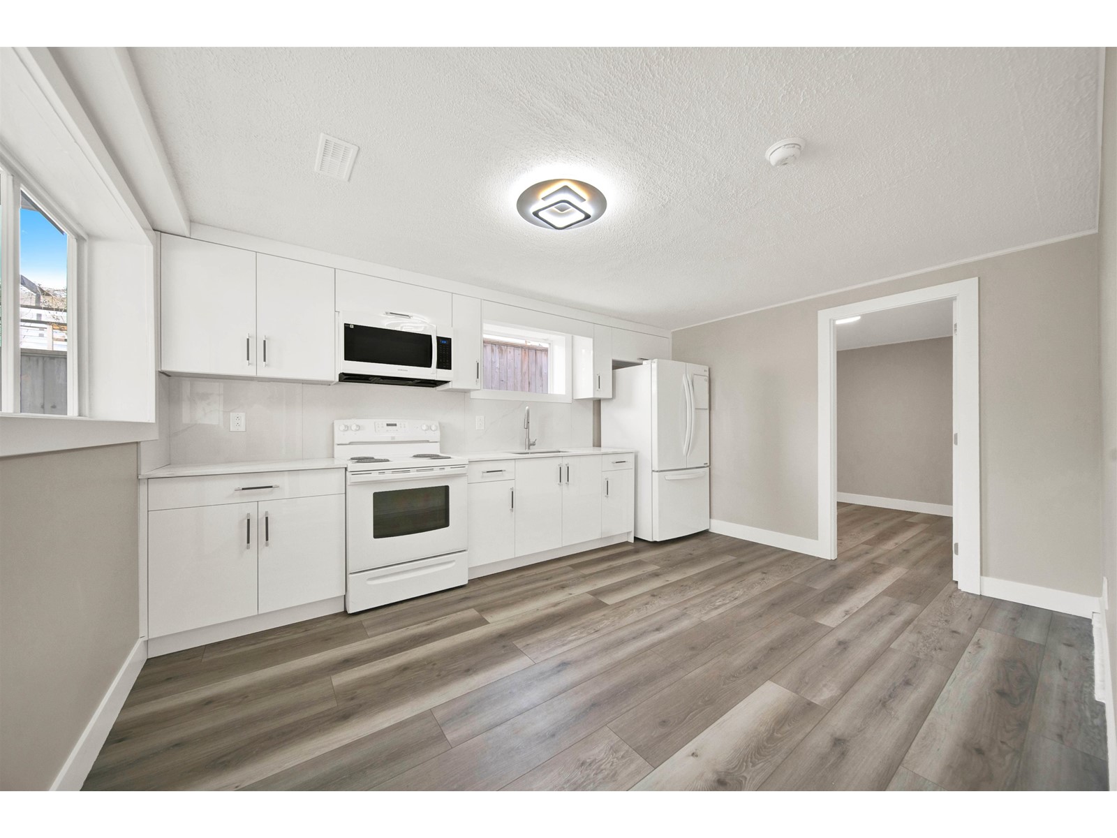 10327 125 Street, Surrey, British Columbia  V3V 4Y6 - Photo 31 - R3010838