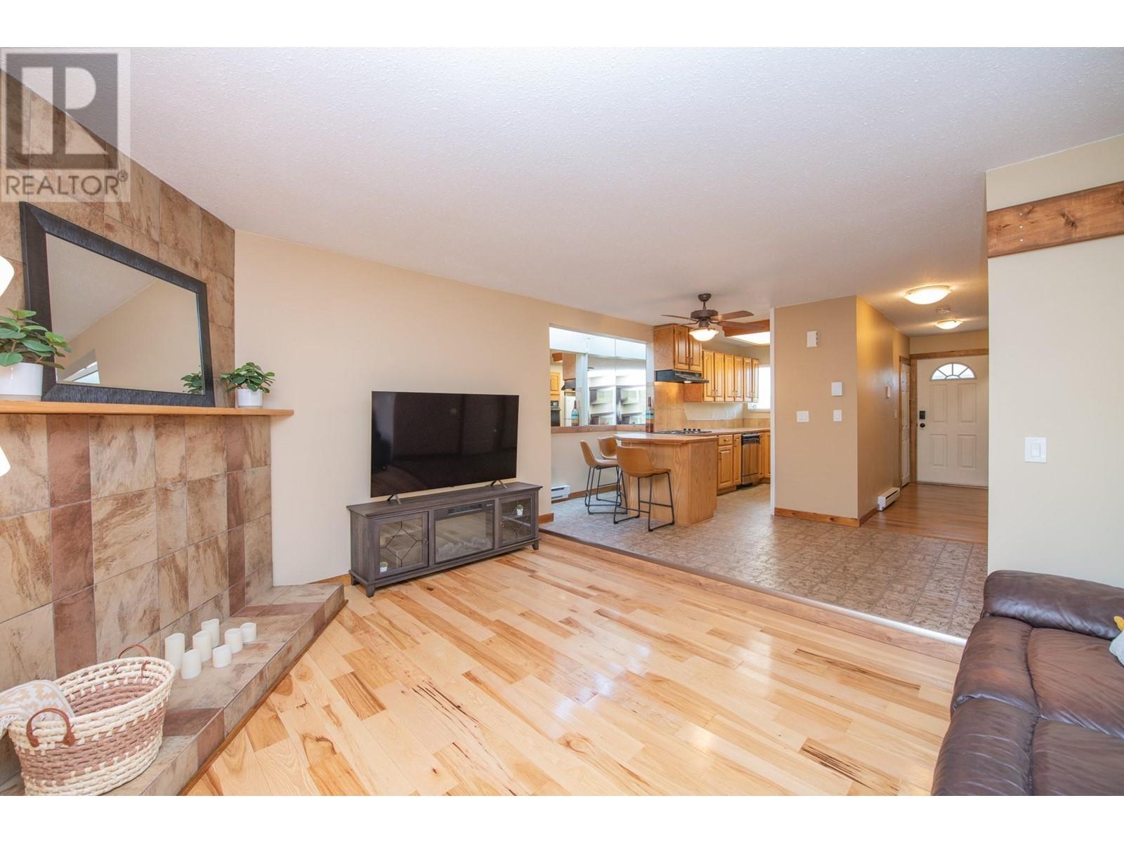 Property at 5300 25 Avenue Unit# 8 image 5
