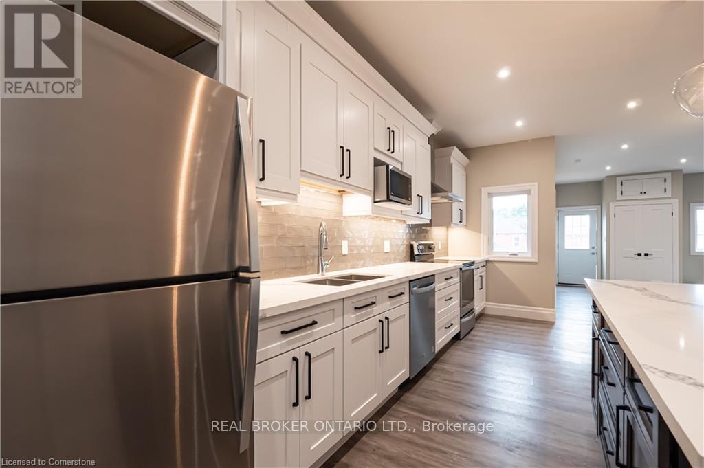 Unit 2 - 145 Wellington Street N, Hamilton, Ontario  L8R 1N4 - Photo 4 - X12193735