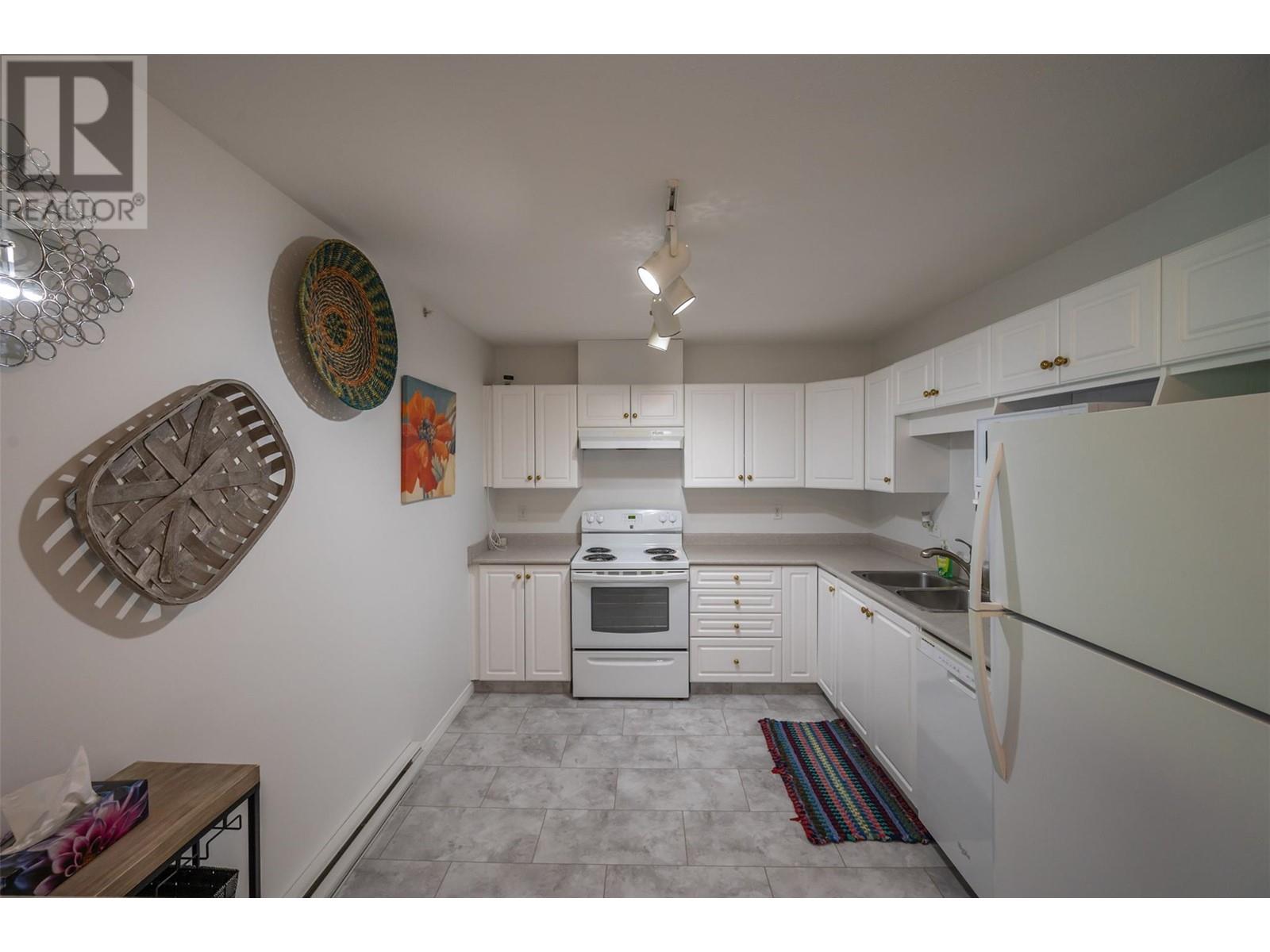 329 Rigsby Street Unit# 406, Penticton, British Columbia  V2A 5S6 - Photo 11 - 10350629