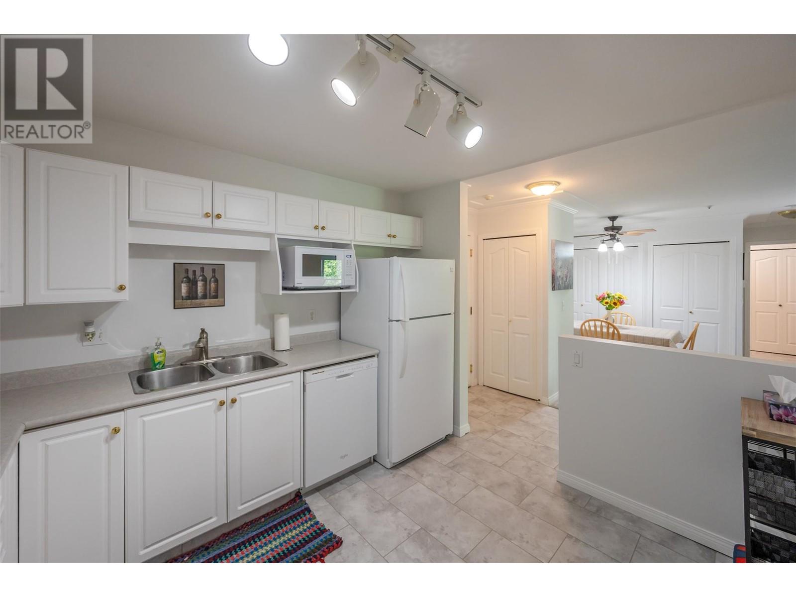 329 Rigsby Street Unit# 406, Penticton, British Columbia  V2A 5S6 - Photo 13 - 10350629