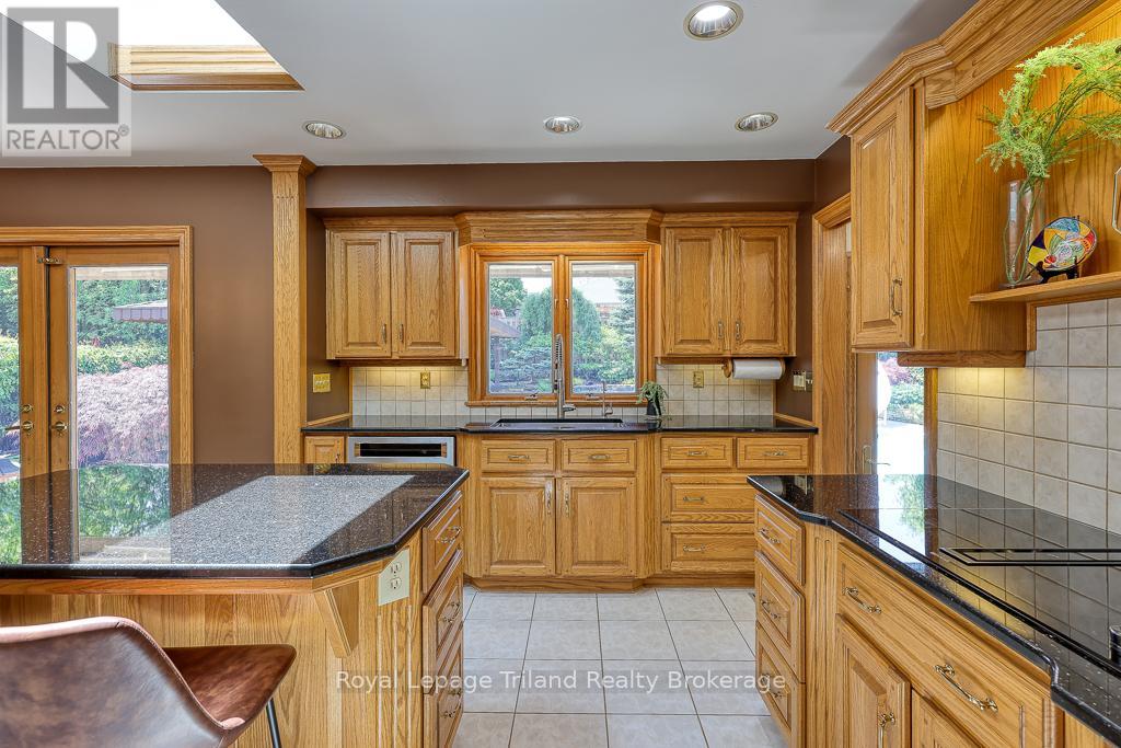 9 Princess Park Road, Ingersoll (Ingersoll - South), Ontario  N5C 1X7 - Photo 12 - X12193777