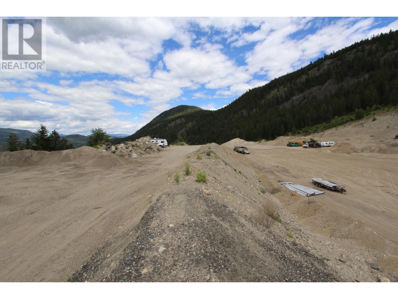 5031 WILLOW Road Kamloops Photo 8