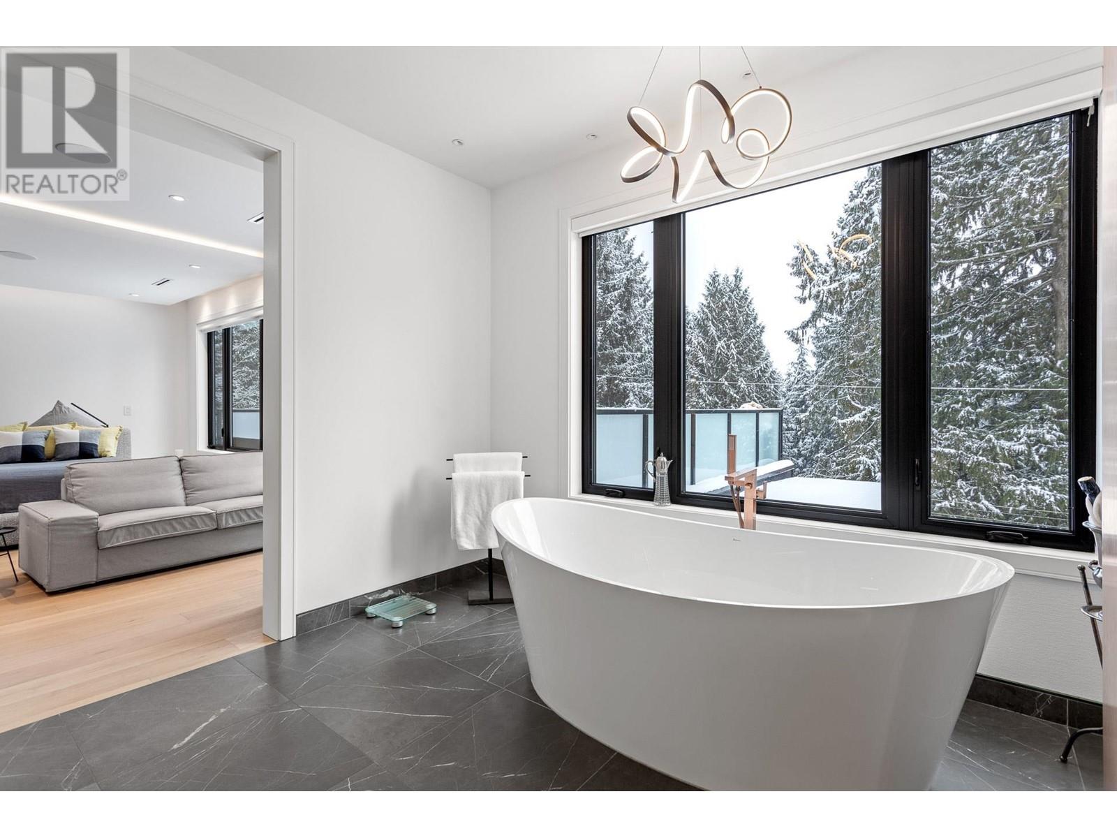 2969 Cove Place, Coquitlam, British Columbia  V3C 3R6 - Photo 24 - R3010399