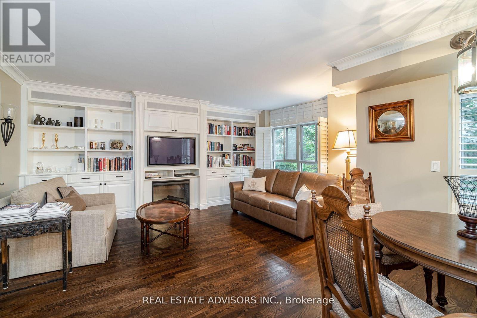 309 - 75 York Mills Road, Toronto (Bridle Path-Sunnybrook-York Mills), Ontario  M2P 2E7 - Photo 16 - C12193761