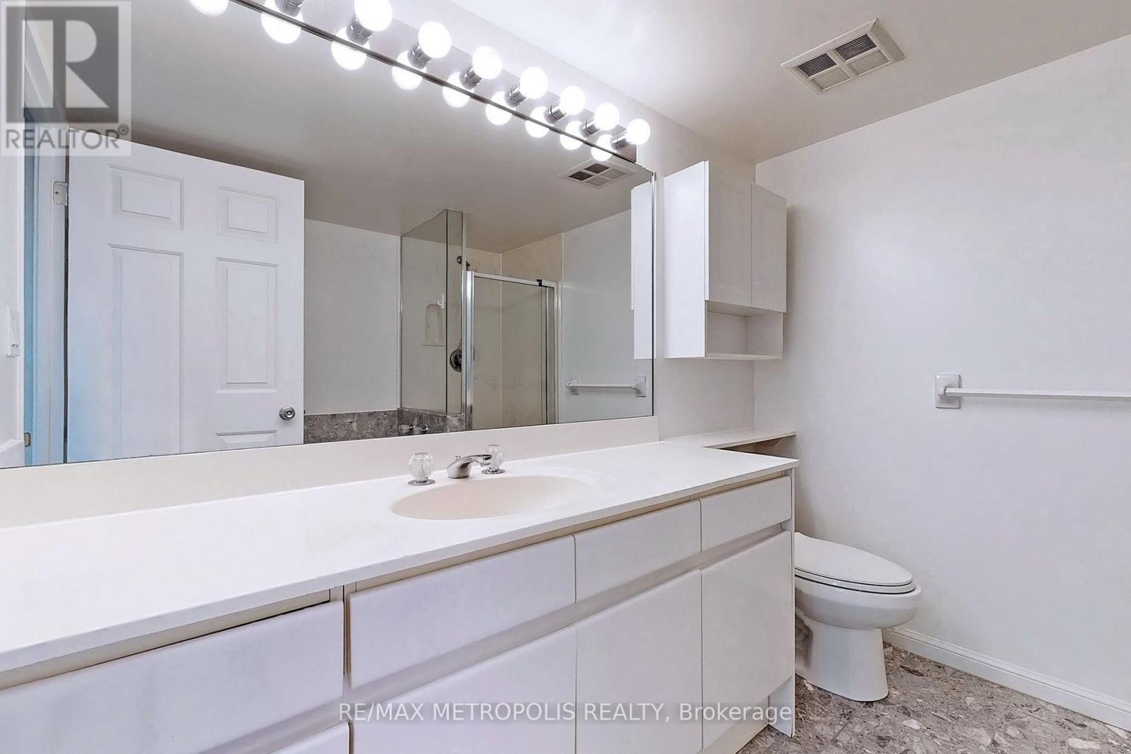 504 - 7 Carlton Street, Toronto, Ontario  M5B 2M3 - Photo 27 - C12193772