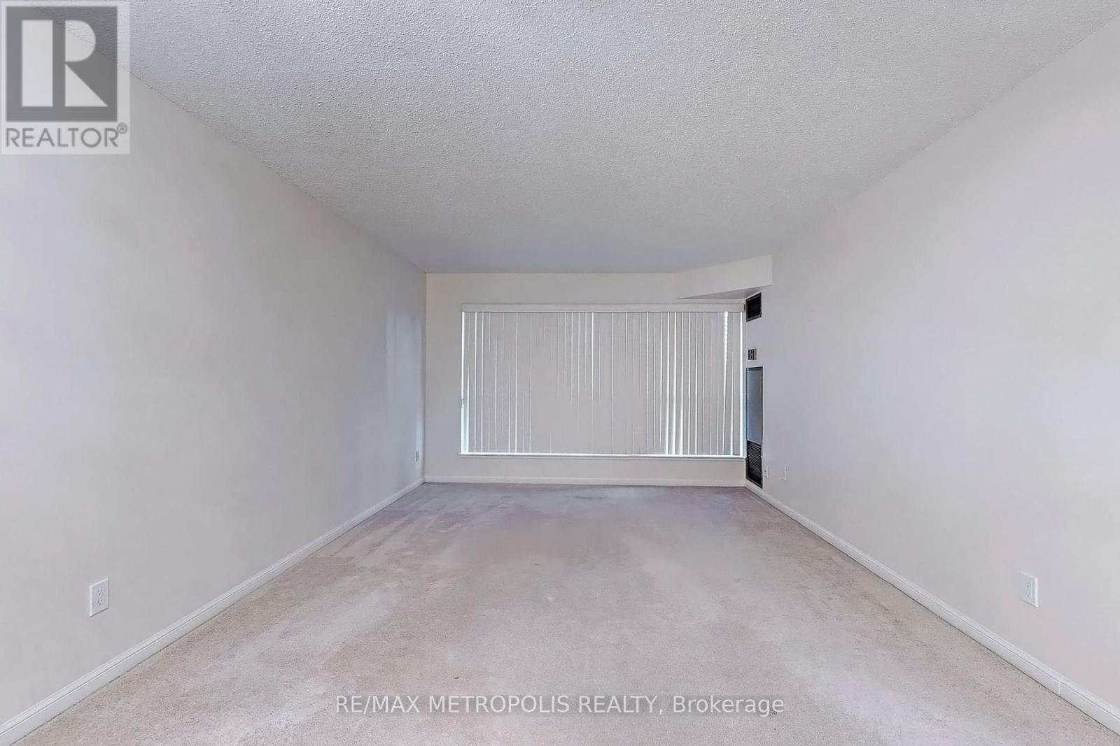 504 - 7 Carlton Street, Toronto, Ontario  M5B 2M3 - Photo 8 - C12193772