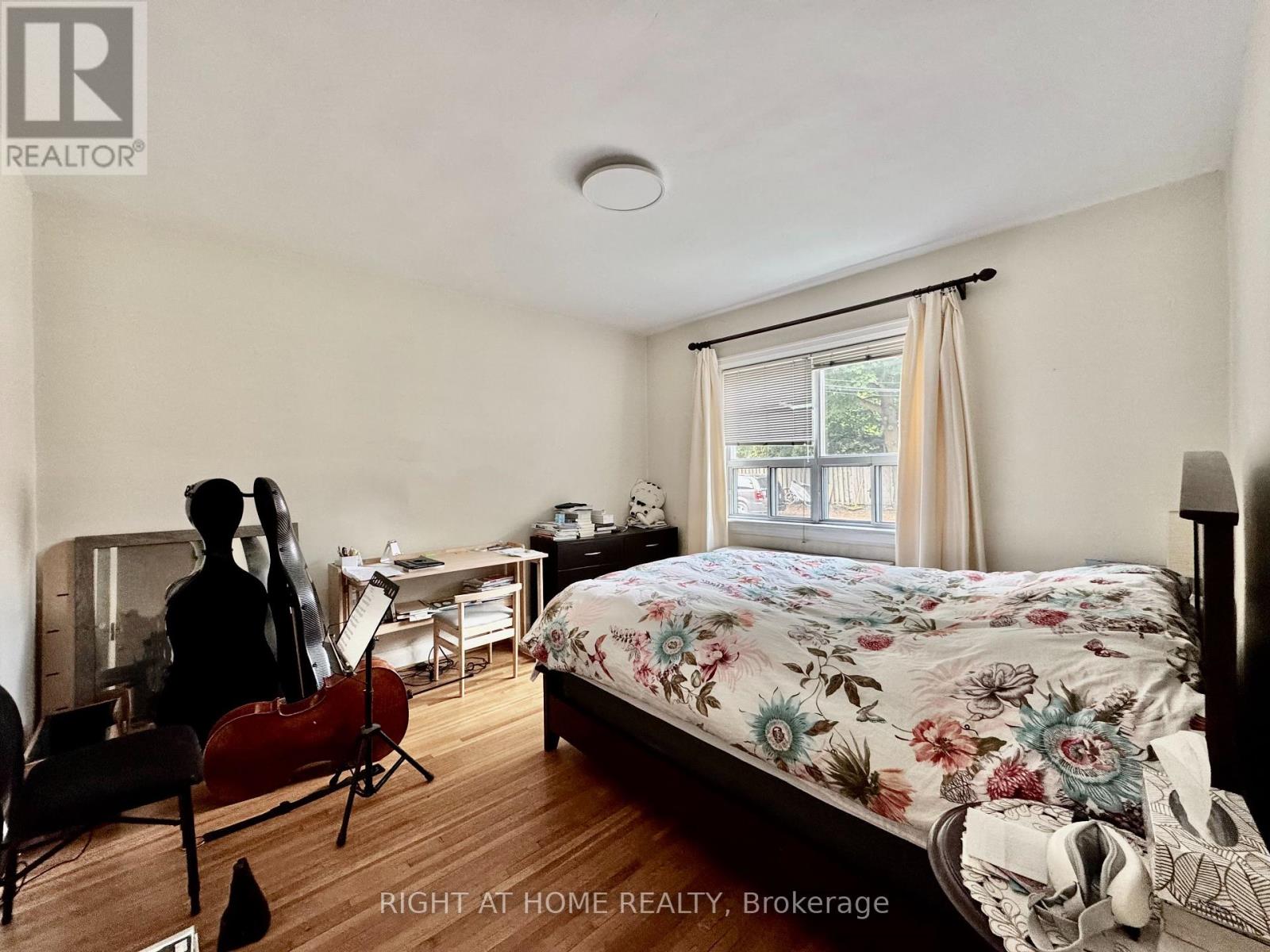 Main Apartment - 1198 Avenue Road, Toronto, Ontario  M5N 2G1 - Photo 16 - C12193787