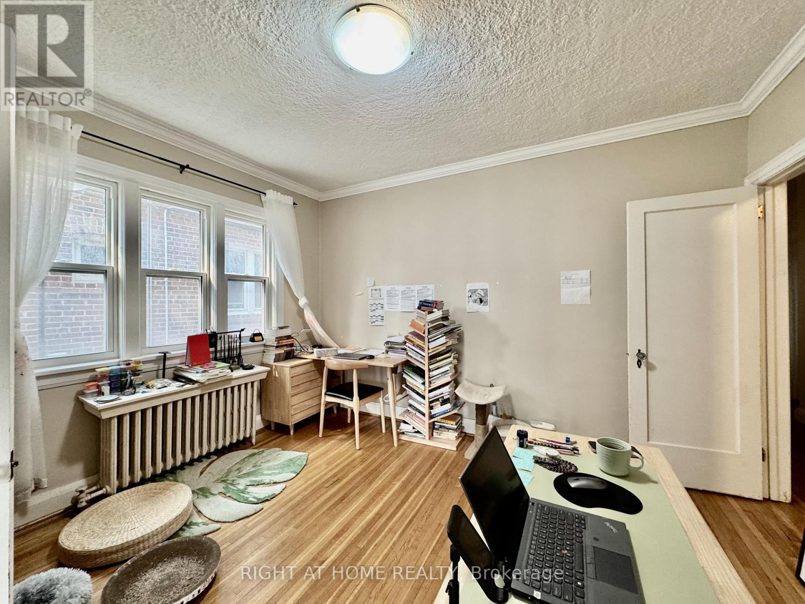 Main Apartment - 1198 Avenue Road, Toronto, Ontario  M5N 2G1 - Photo 4 - C12193787