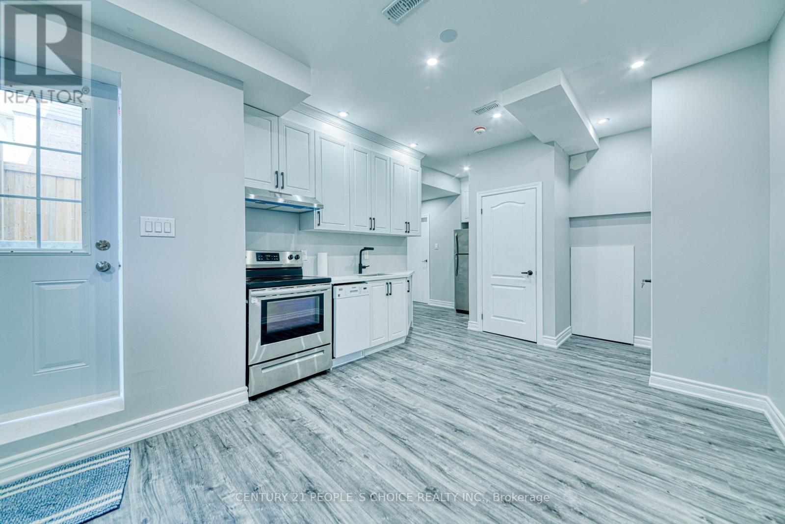 74 Henry Smith Avenue, Clarington, Ontario  L1C 0W1 - Photo 7 - E12189295