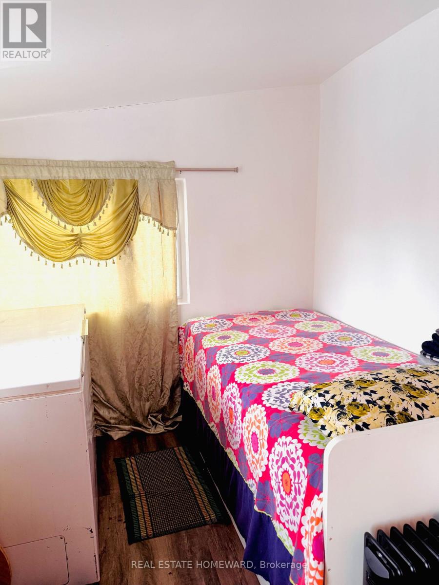 41 Patterson Avenue, Toronto, Ontario  M1L 3Y1 - Photo 8 - E12193790