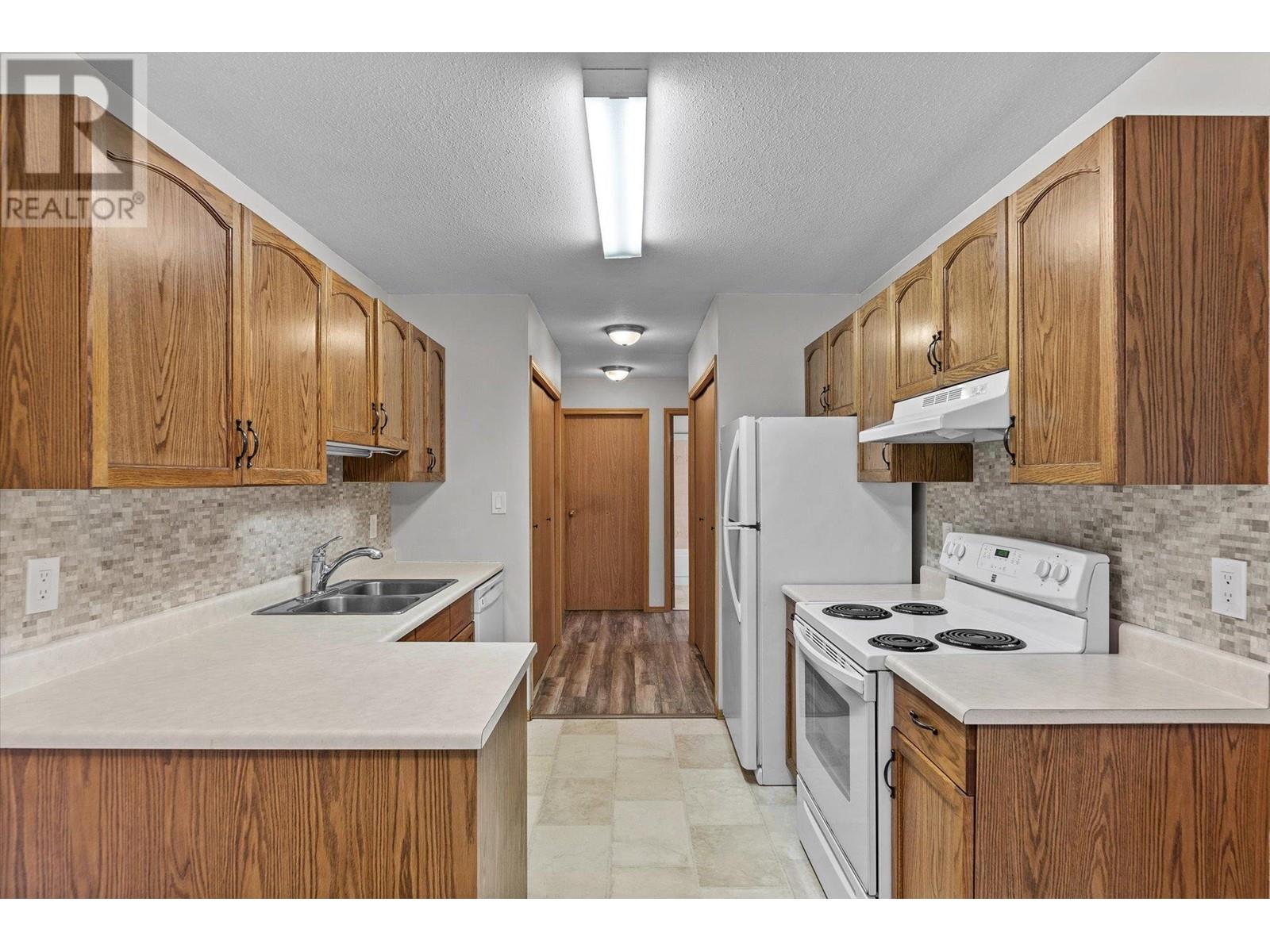 Property at 3854 Gordon Drive Unit# 275 image 4