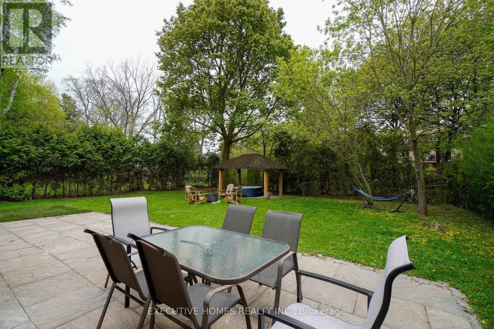 208 Glen Oak Drive, Oakville, Ontario  L6K 2J2 - Photo 41 - W12063252
