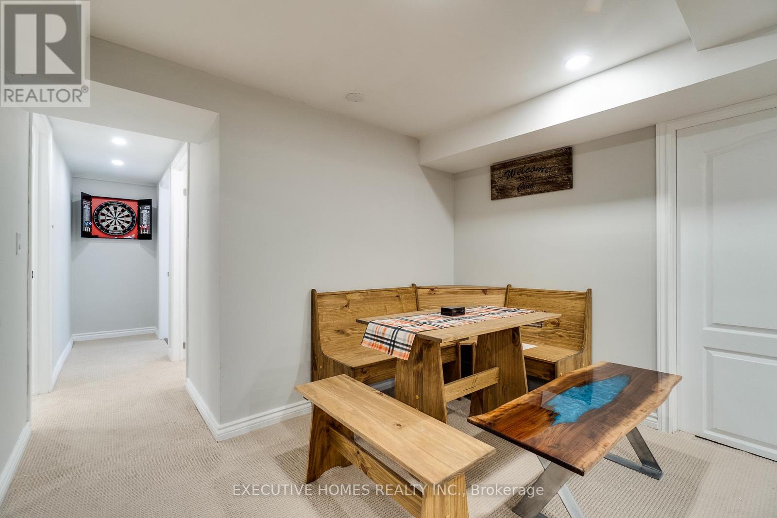 208 Glen Oak Drive, Oakville, Ontario  L6K 2J2 - Photo 36 - W12063252