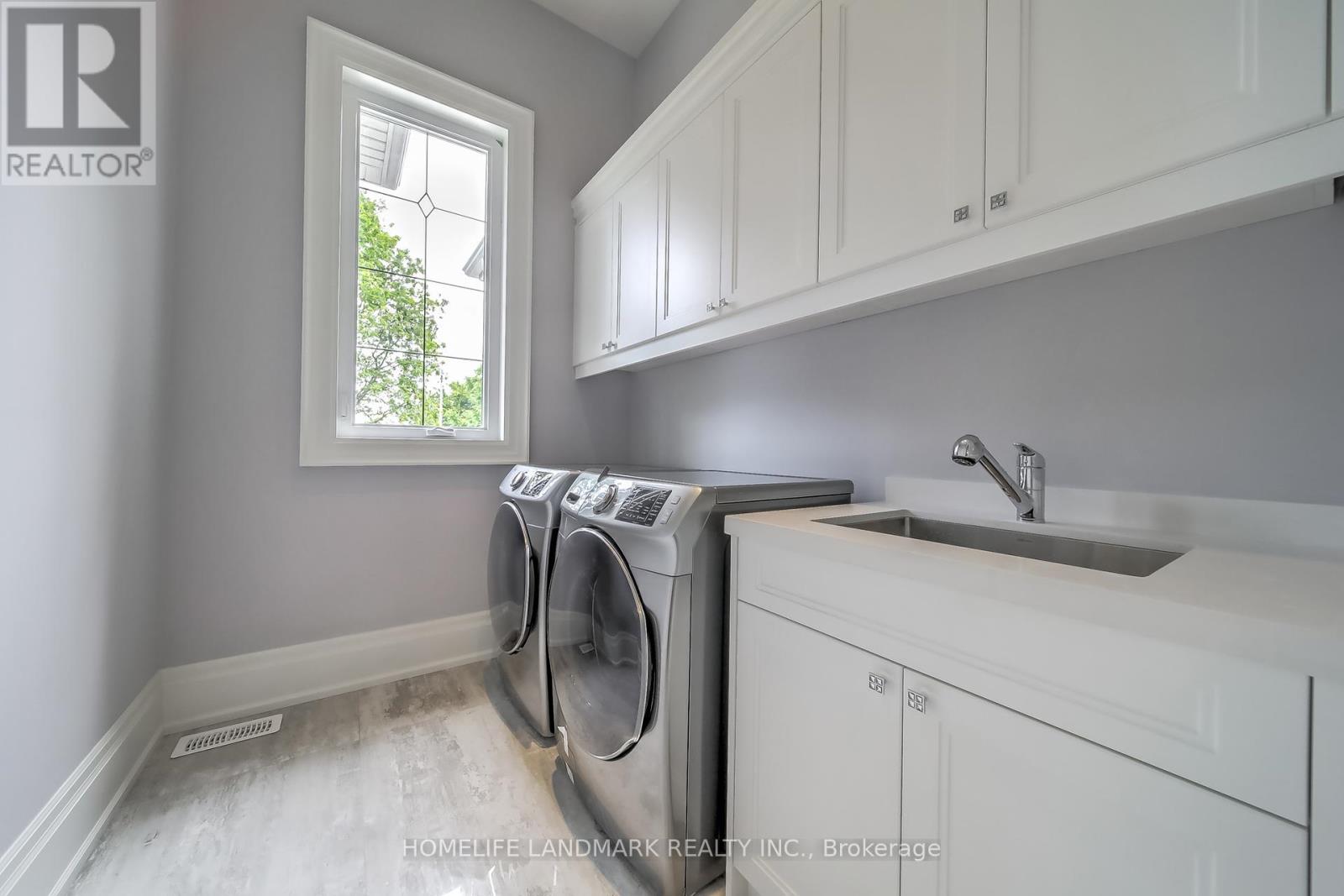 75 Naughton Drive, Richmond Hill, Ontario  L4C 8B3 - Photo 19 - N12193792