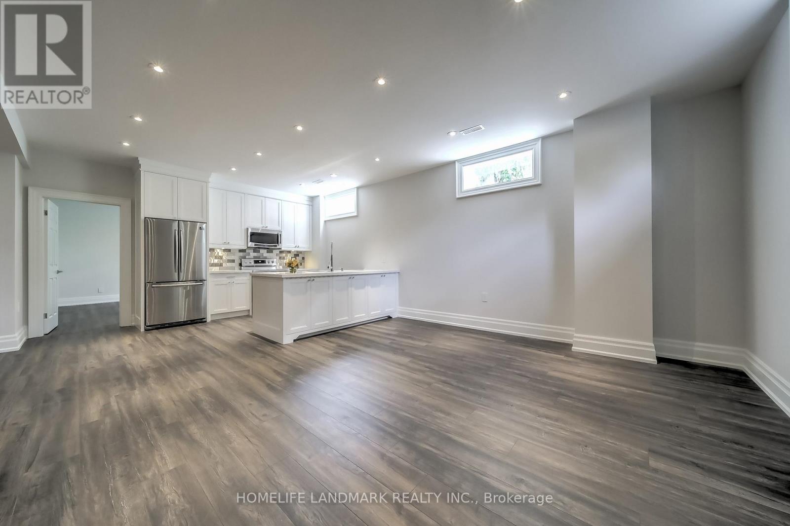 75 Naughton Drive, Richmond Hill, Ontario  L4C 8B3 - Photo 22 - N12193792