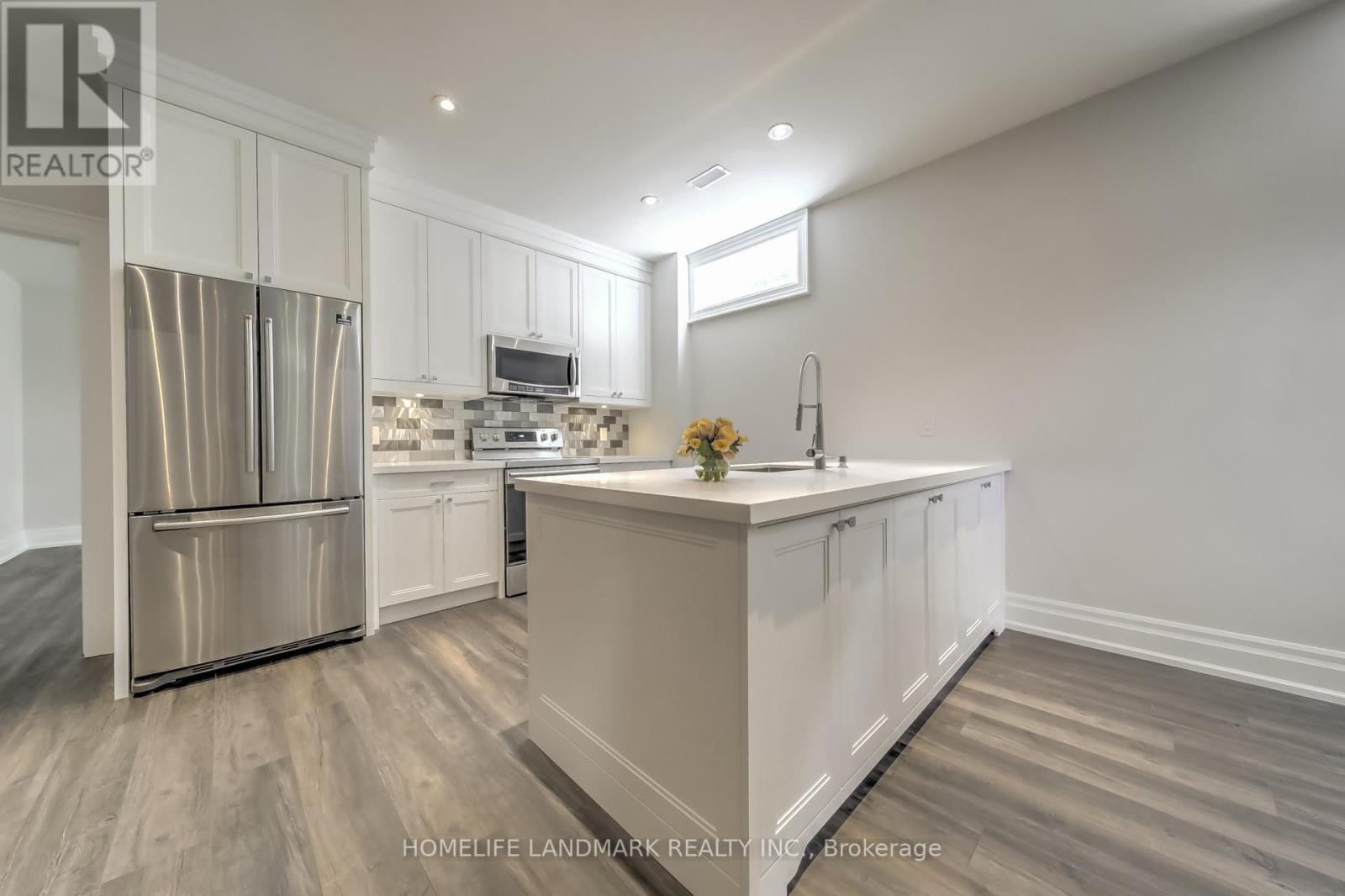 75 Naughton Drive, Richmond Hill, Ontario  L4C 8B3 - Photo 24 - N12193792