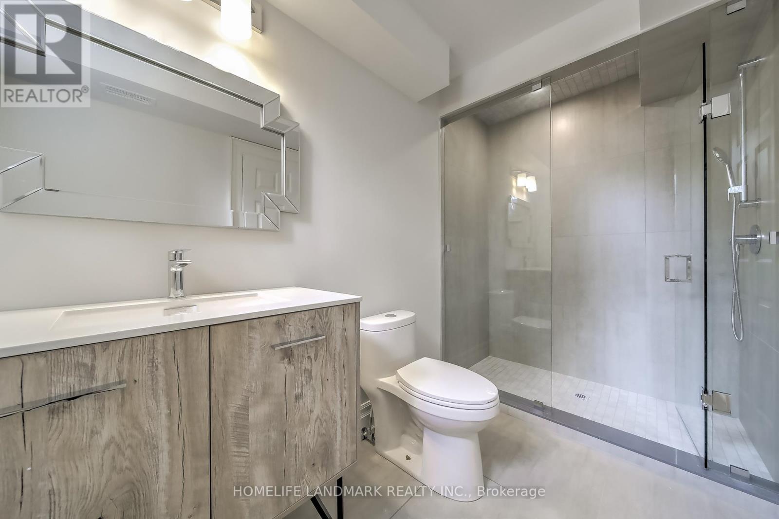 75 Naughton Drive, Richmond Hill, Ontario  L4C 8B3 - Photo 32 - N12193792