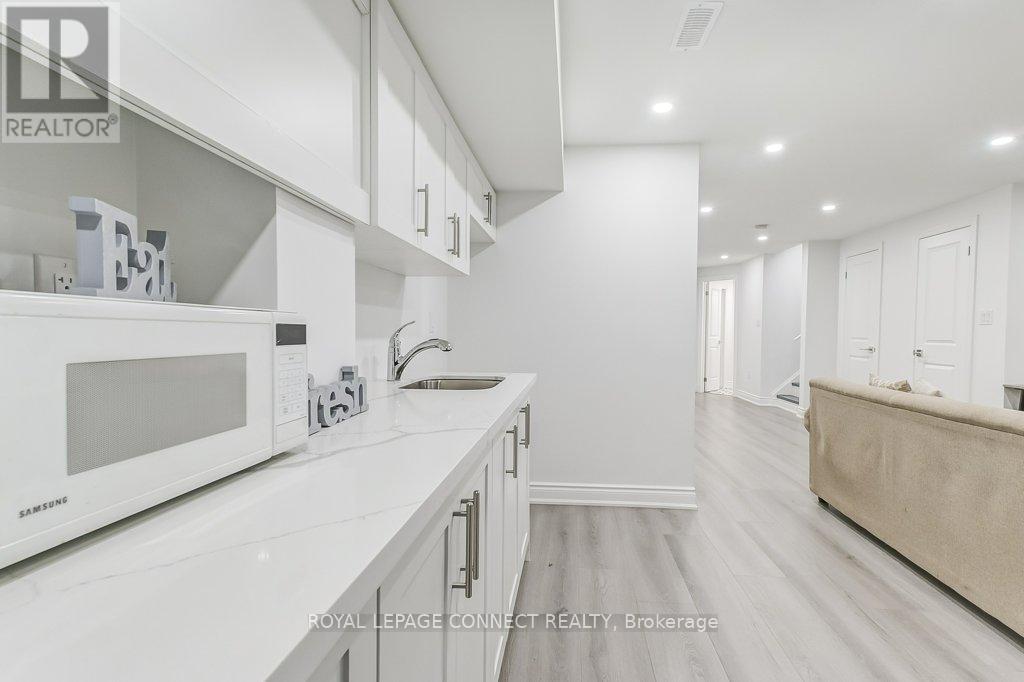 12 Harry Blaylock Drive, Markham, Ontario  L6E 1W7 - Photo 33 - N12193793
