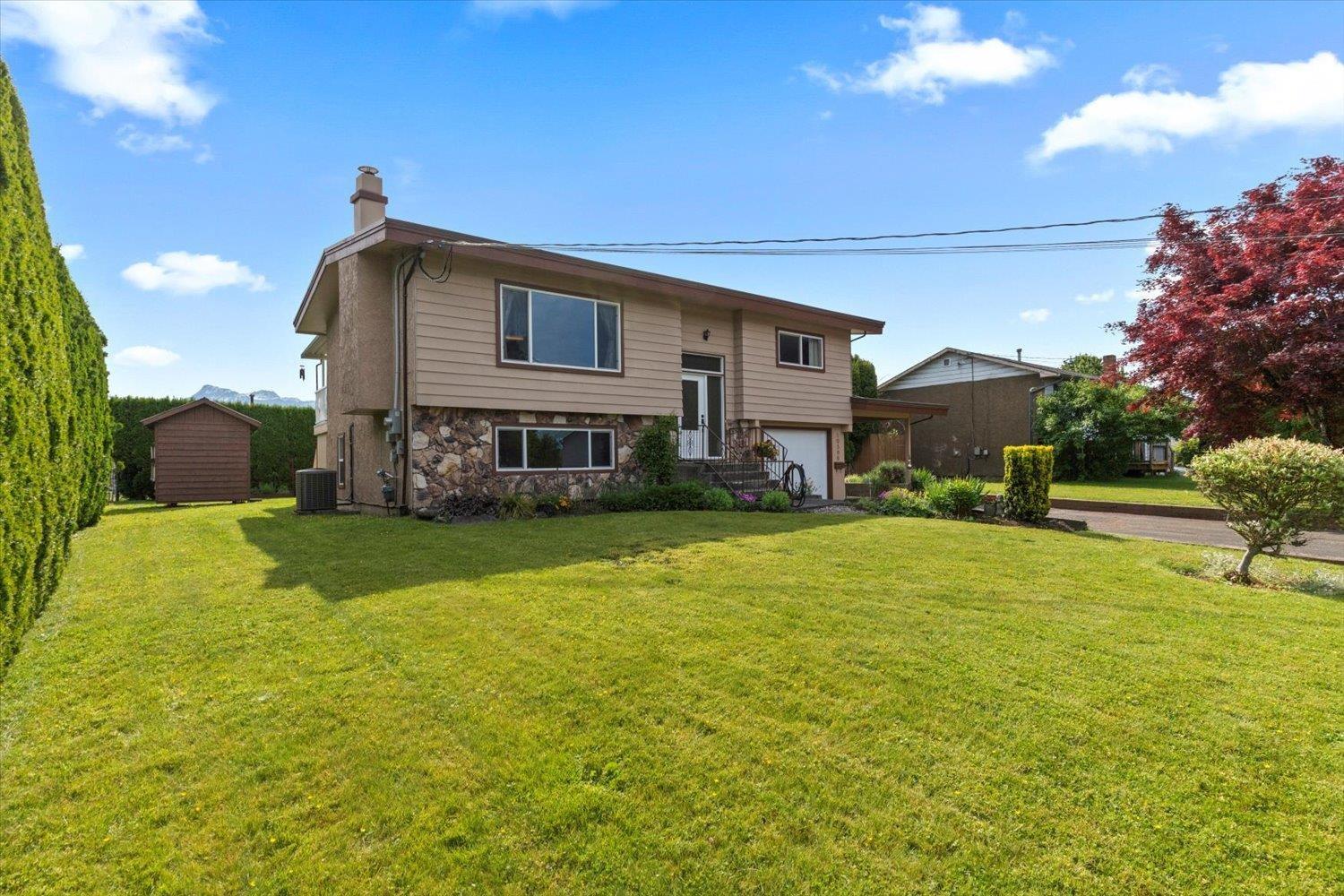 Property at 10596 CONRAD STREET image 2